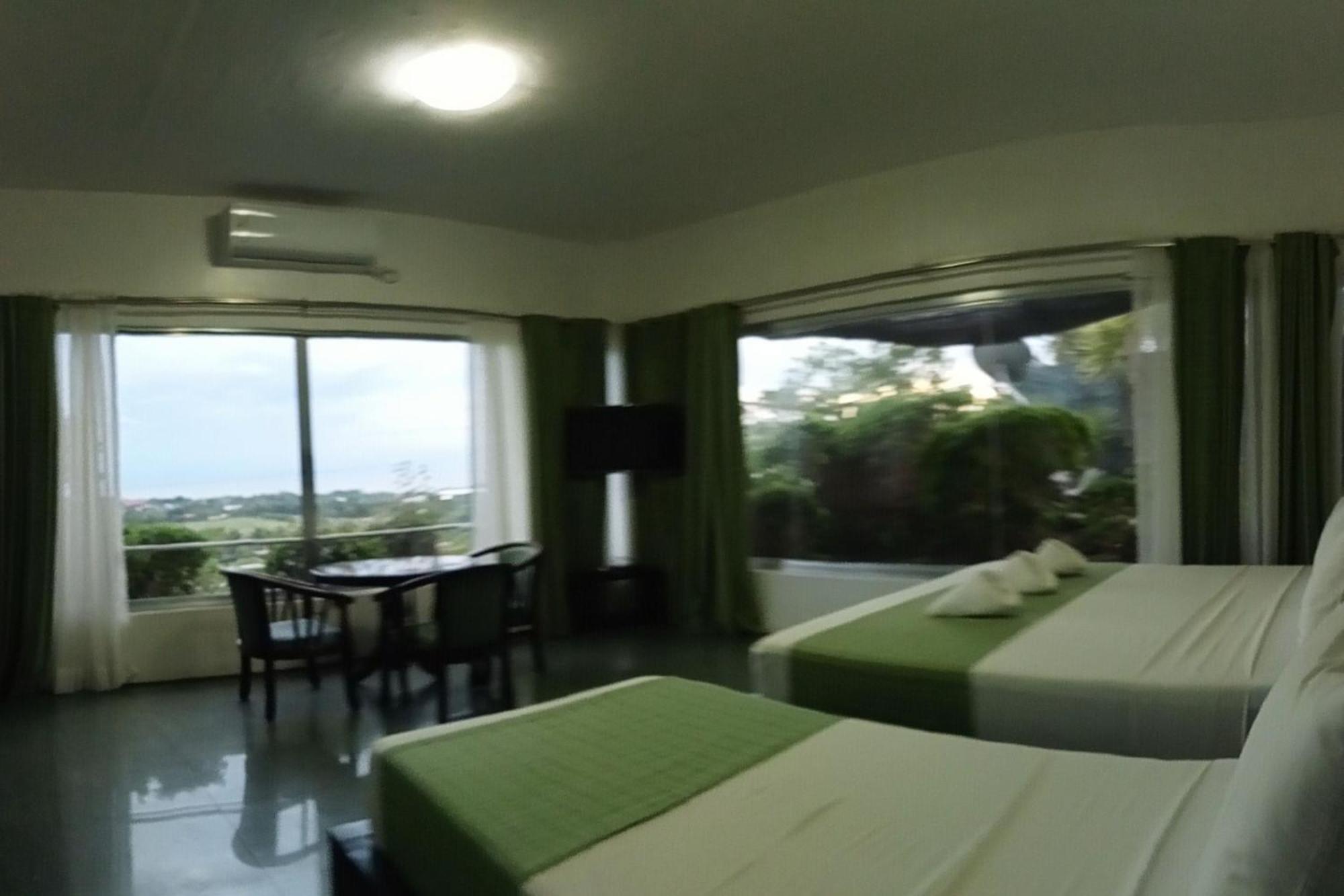Garin Farm Pilgrimage Resort Powered By Cocotel San Joaquin Room photo