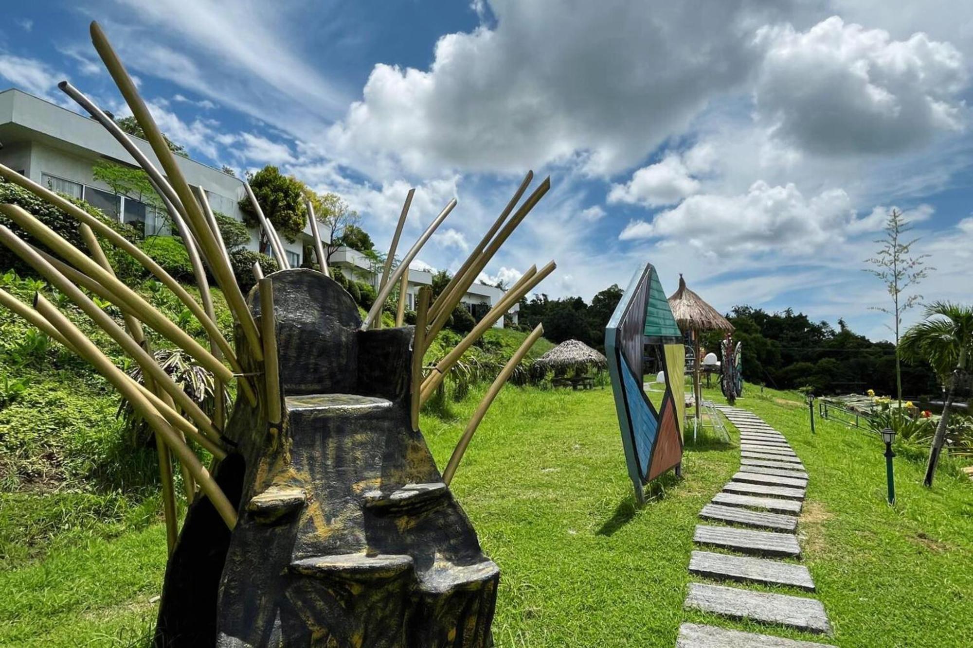 Garin Farm Pilgrimage Resort Powered By Cocotel San Joaquin Exterior photo
